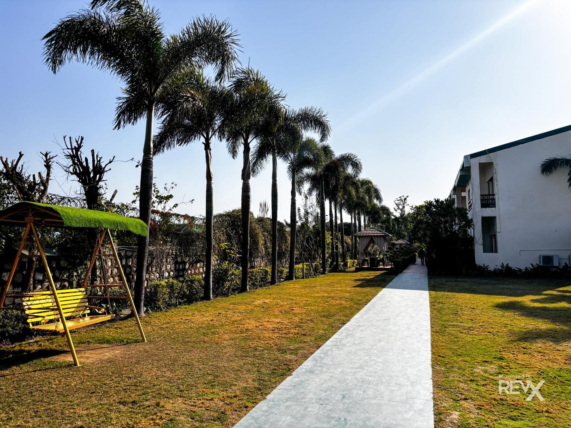 The Neeraj River Forest Resort Ayurvedic Wellness Center Rishīkesh Exterior foto